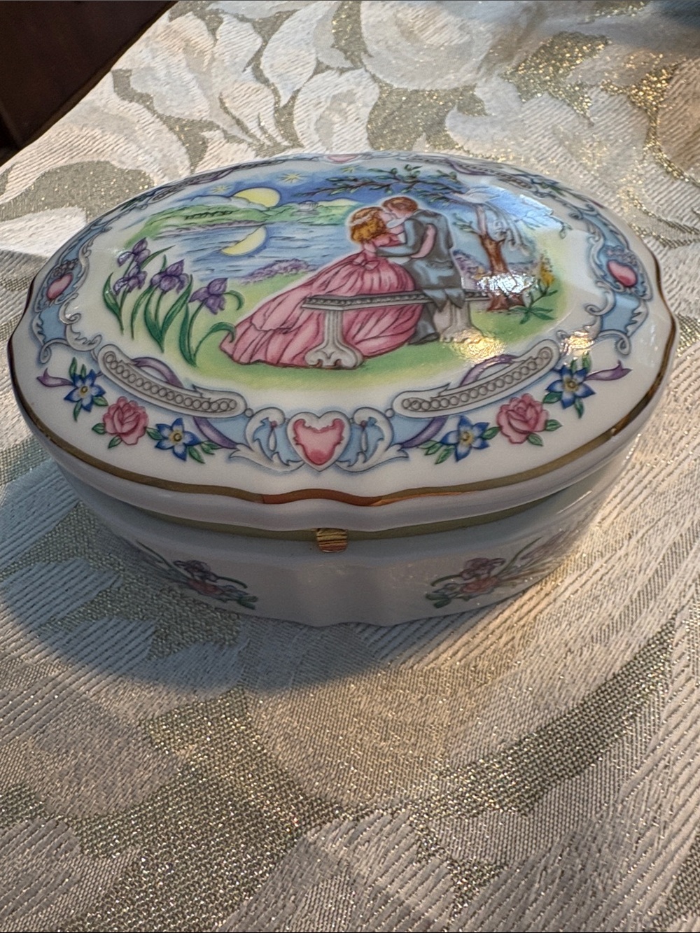 Vintage 1989 Heritage House Porcelain Music Box with Pastel Floral Scene